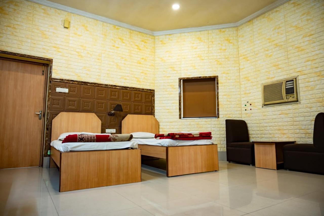 Hotel Komala Vilas 콜카타 외부 사진