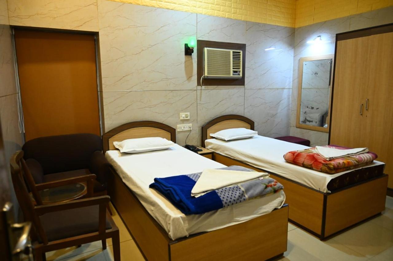 Hotel Komala Vilas 콜카타 외부 사진