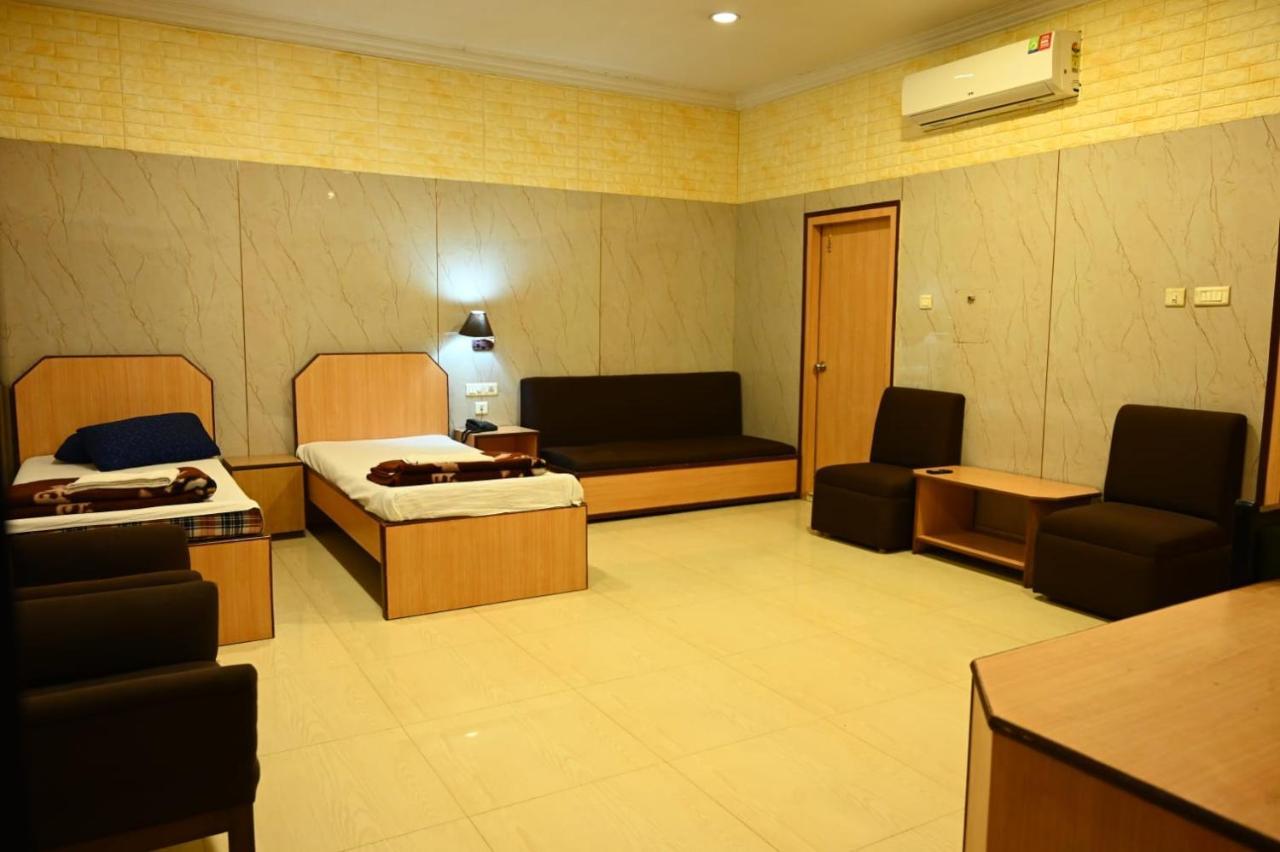 Hotel Komala Vilas 콜카타 외부 사진