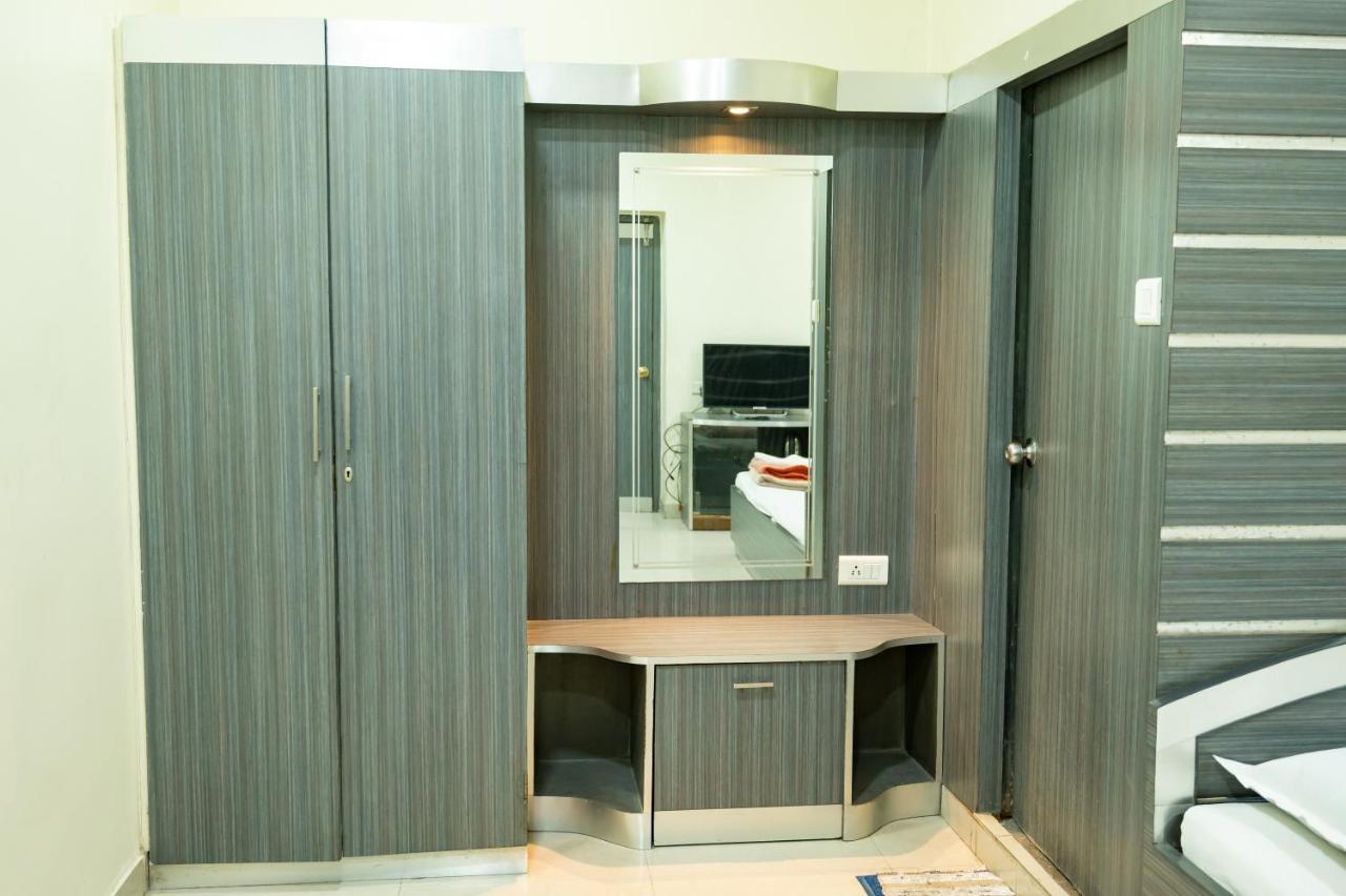 Hotel Komala Vilas 콜카타 외부 사진